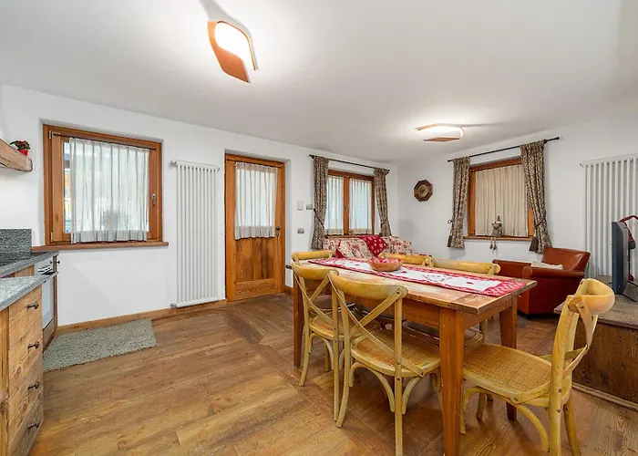 Maison Carrel Elegant 6 * Брей-Червінія