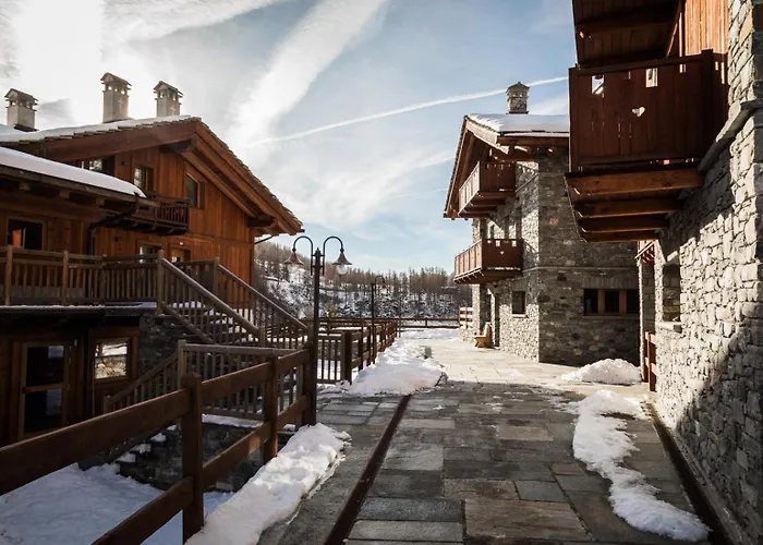 Апартаменти Maison Carrel Elegant 6 *